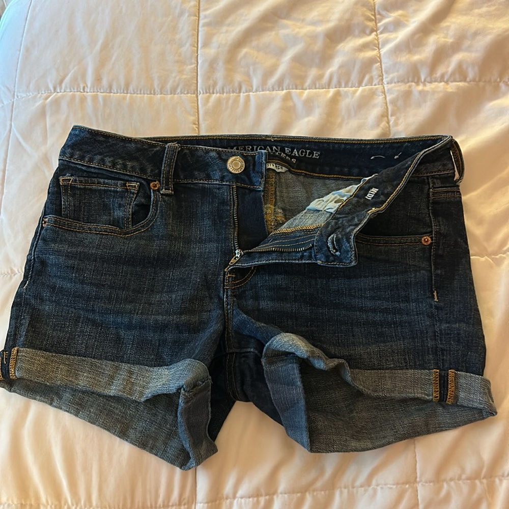 Super Stretch Midi Jean Shorts - Picture 6 of 6